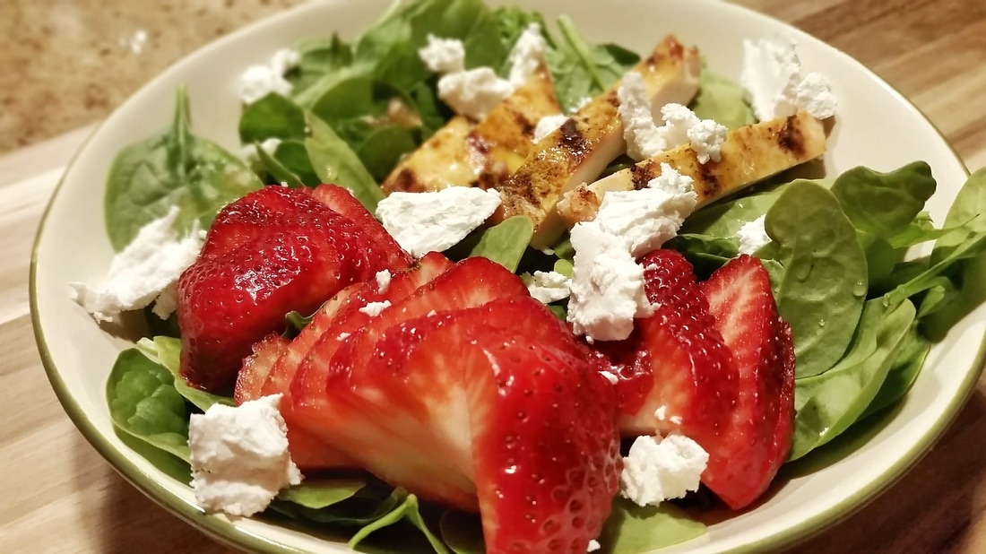 Grilled Chicken Salad with Strawberries and Spinach